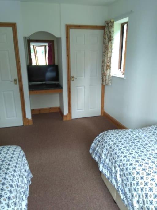 Cottage , Seaside Views, Quiet Beach, Awesome View Pendine Exterior foto