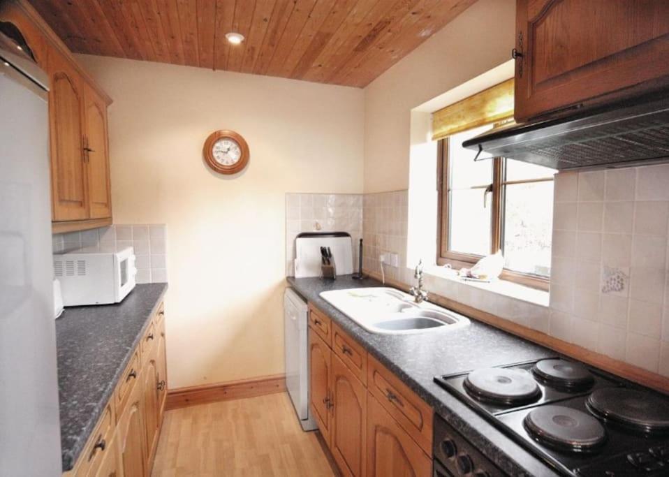 Cottage , Seaside Views, Quiet Beach, Awesome View Pendine Exterior foto